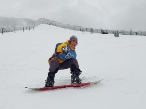 大山スノーボード実習２日目