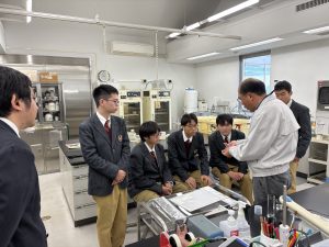 岡山県農林水産総合センター生物科学研究所見学